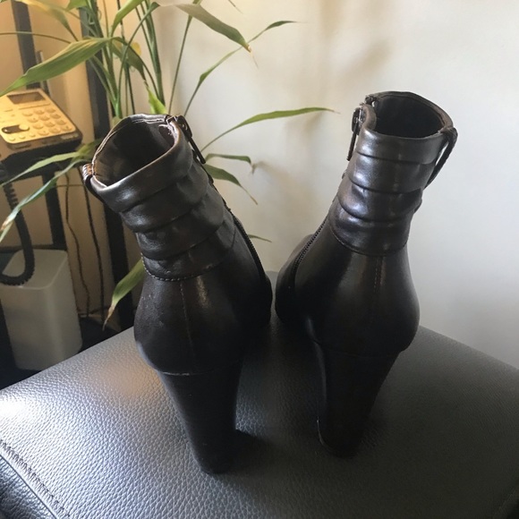 Naturalizer N5 FLASH Dark Brown Zip Boot - Picture 4 of 6